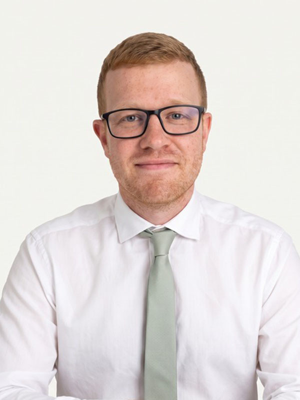Adam Bragg, Legal Executive, Hine Solicitors
