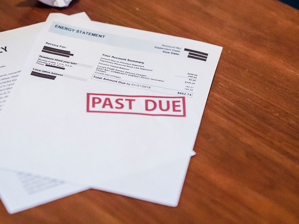 Energy bill stamped 'Past due'